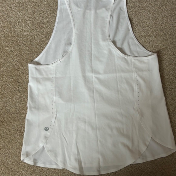 Lululemon Lightweight Stretch Running Tank Top - Picture 3 of 4